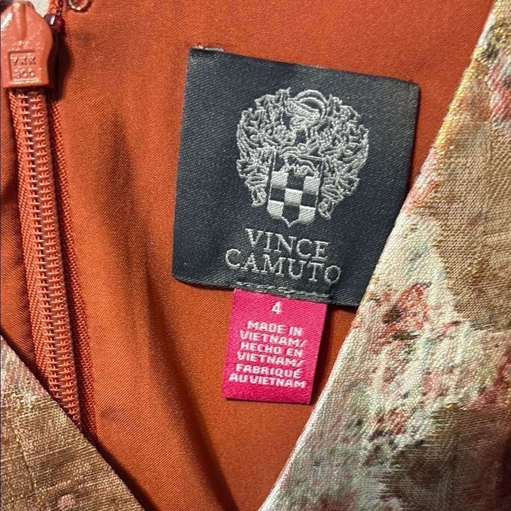 Vince Camuto NWT Metallic Jacquard Terracotta Floral Fit & Flare Pocket Dress 2 - Picture 4 of 8